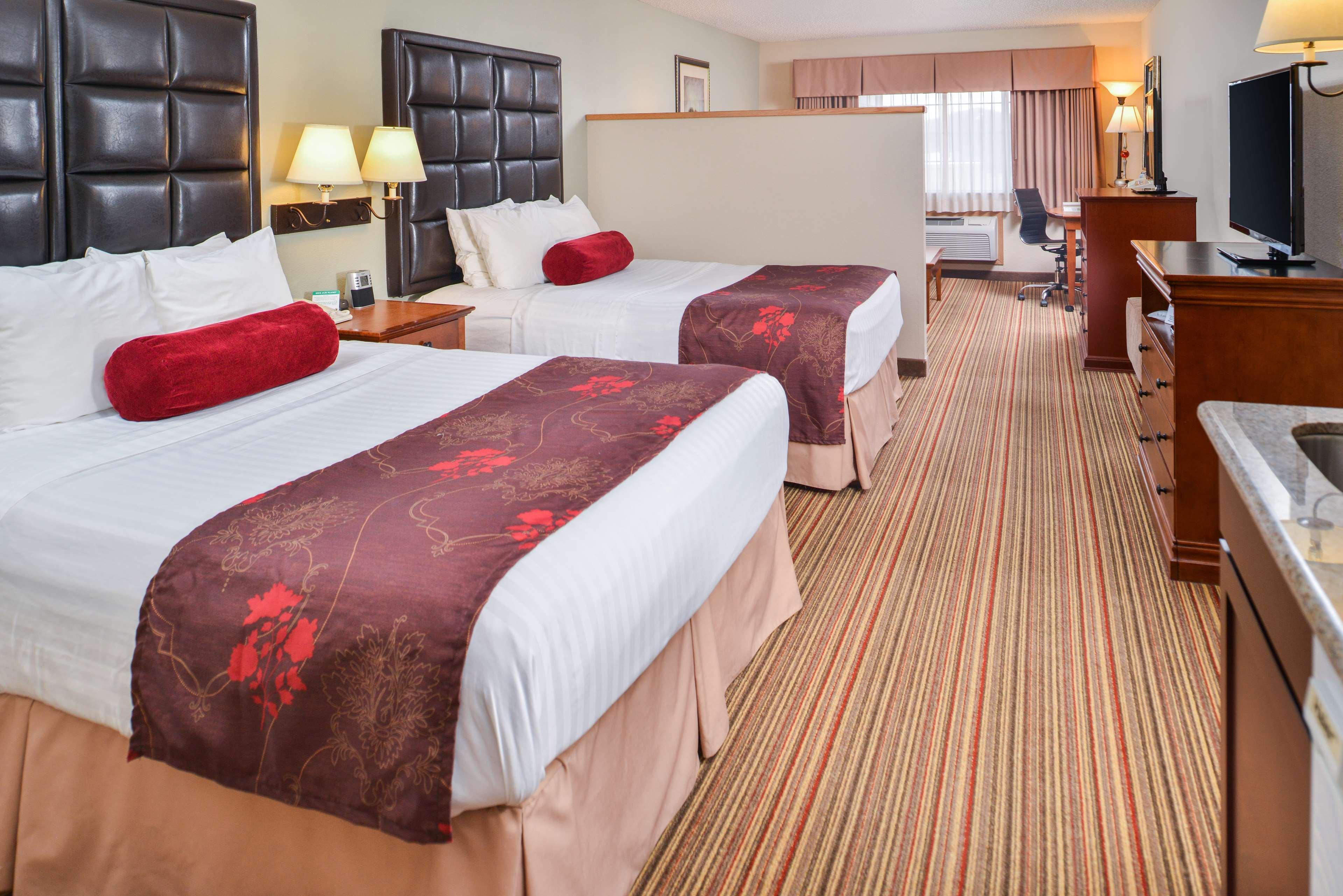 Best Western Plus Rama Inn Редмънд Екстериор снимка