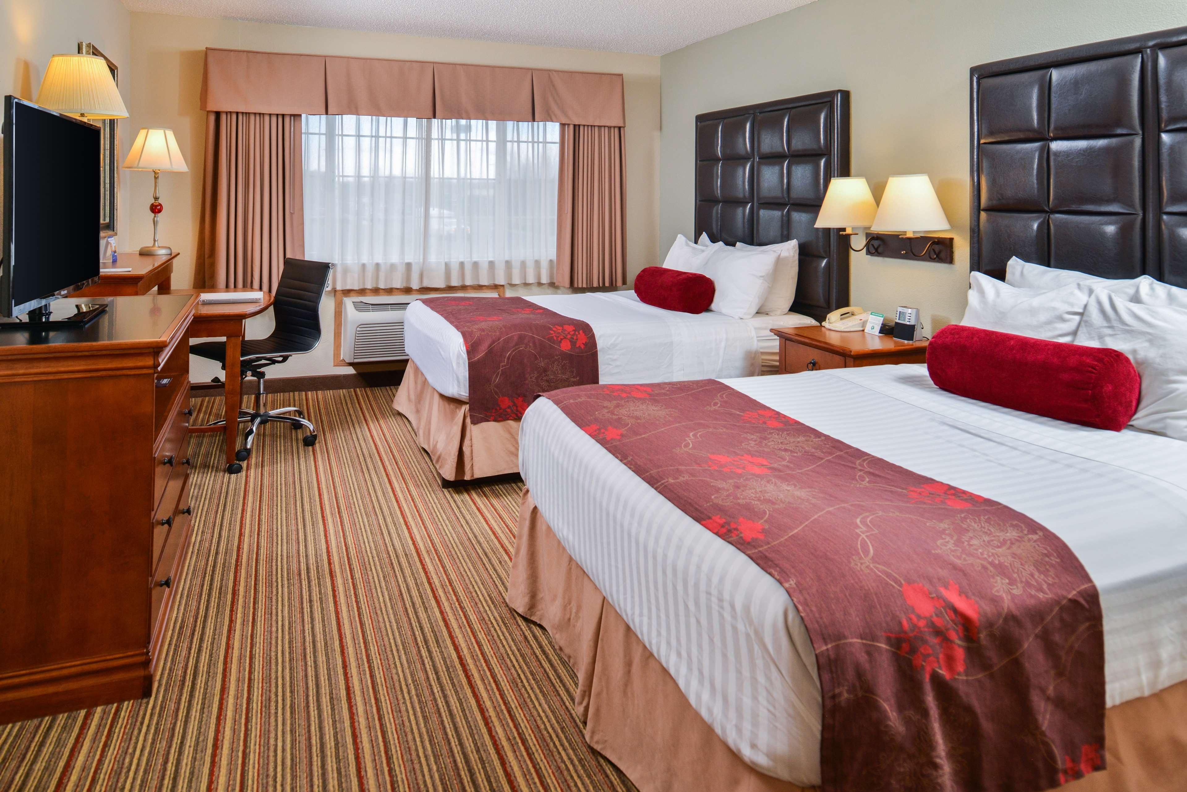 Best Western Plus Rama Inn Редмънд Екстериор снимка
