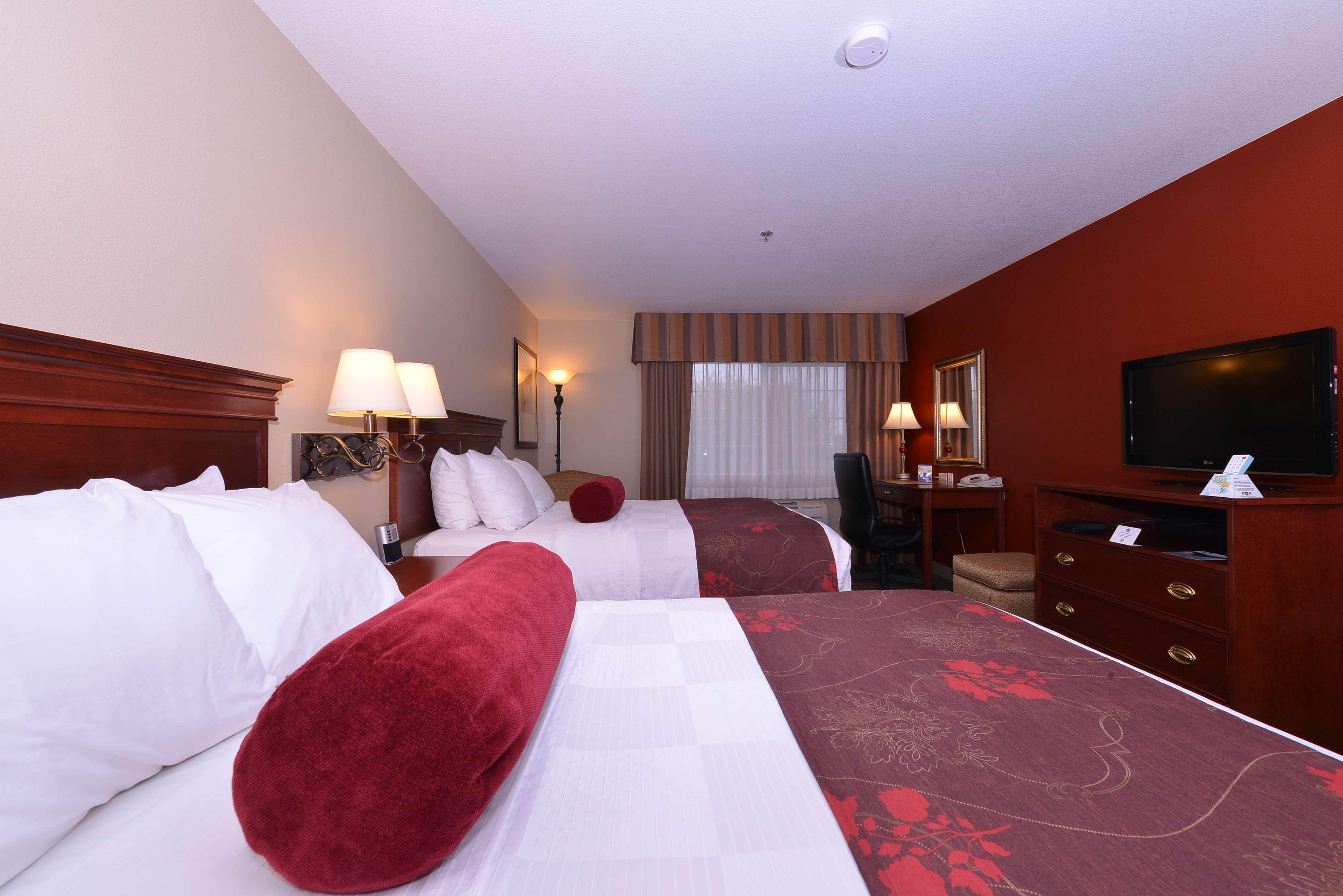 Best Western Plus Rama Inn Редмънд Екстериор снимка