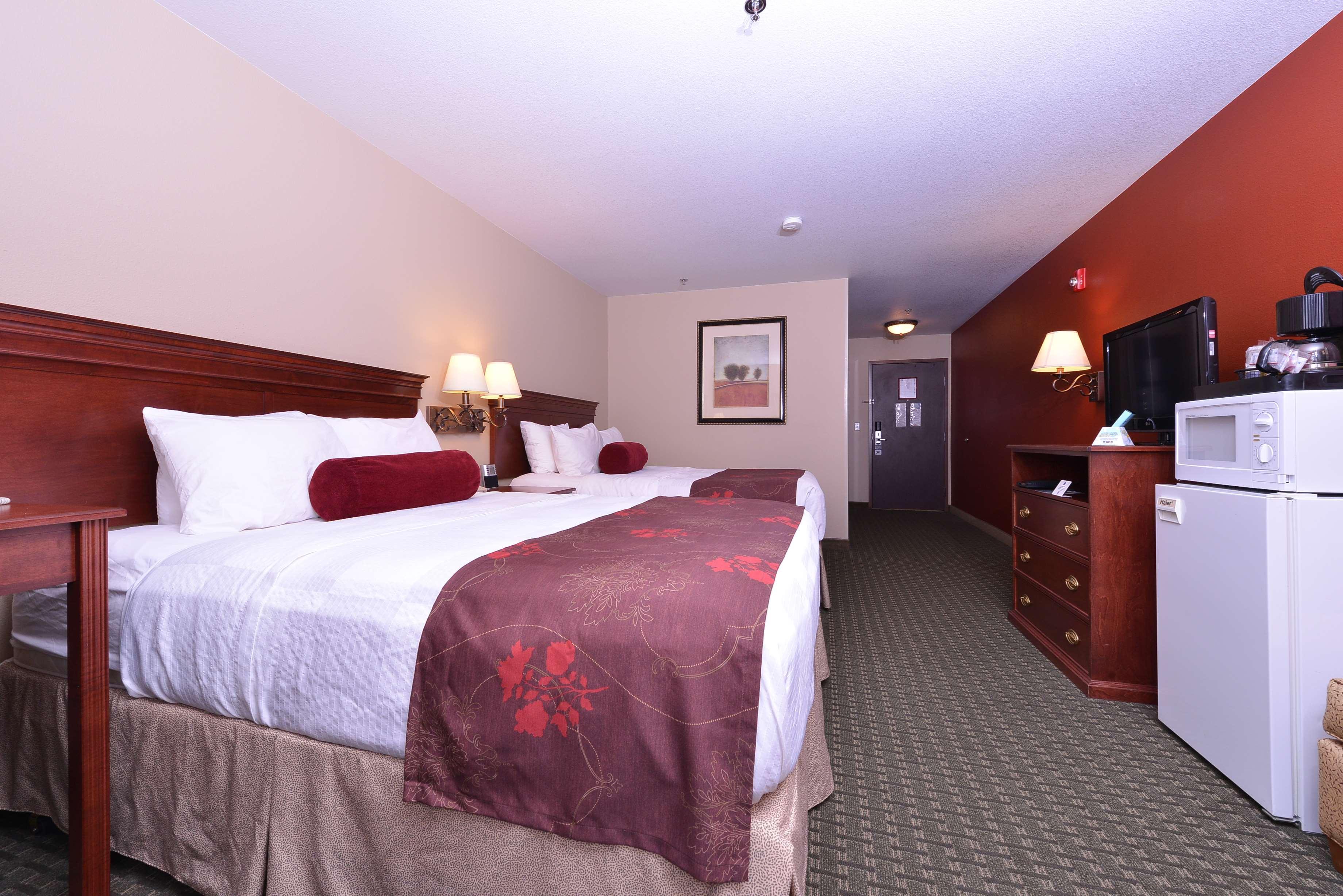 Best Western Plus Rama Inn Редмънд Екстериор снимка