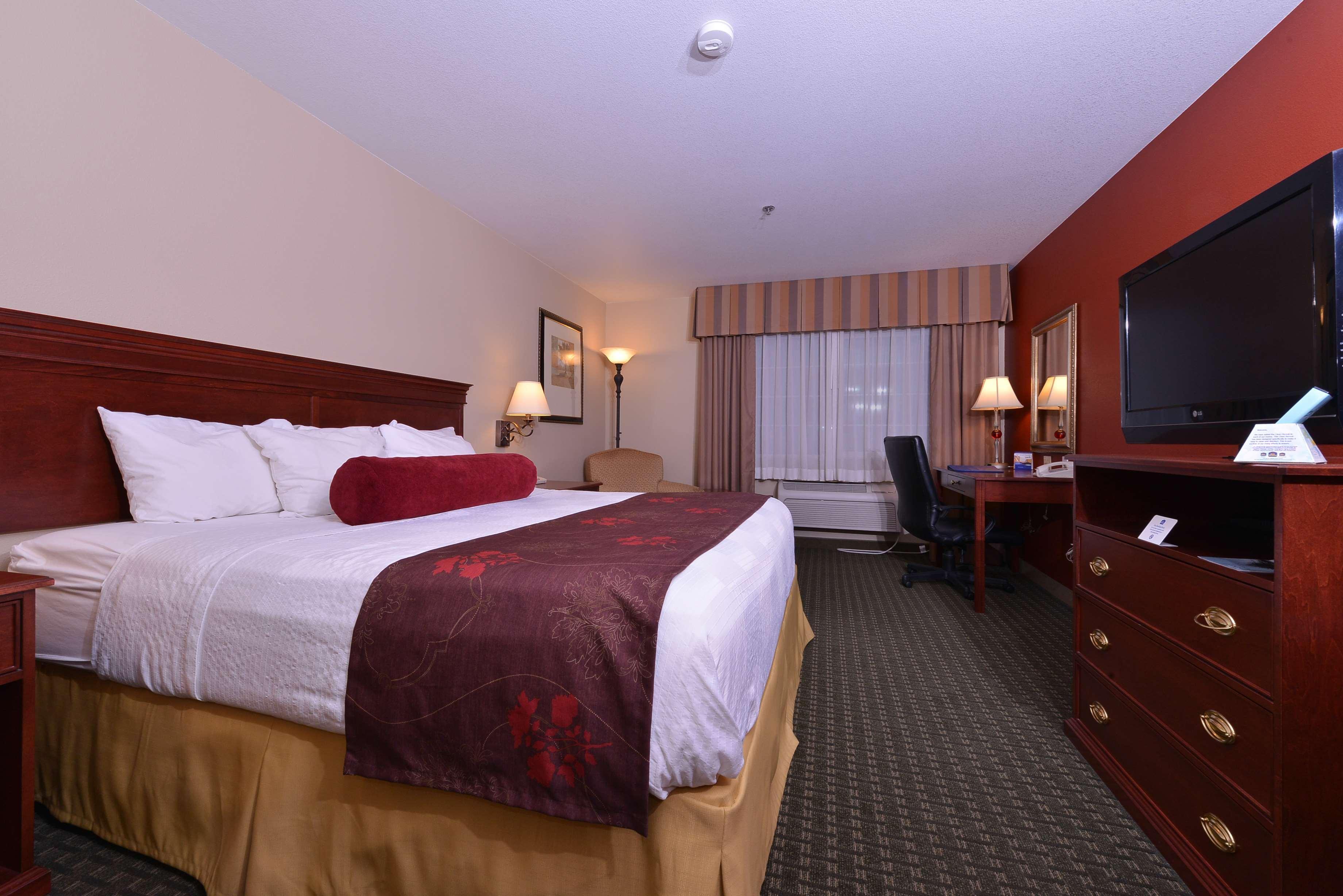 Best Western Plus Rama Inn Редмънд Екстериор снимка