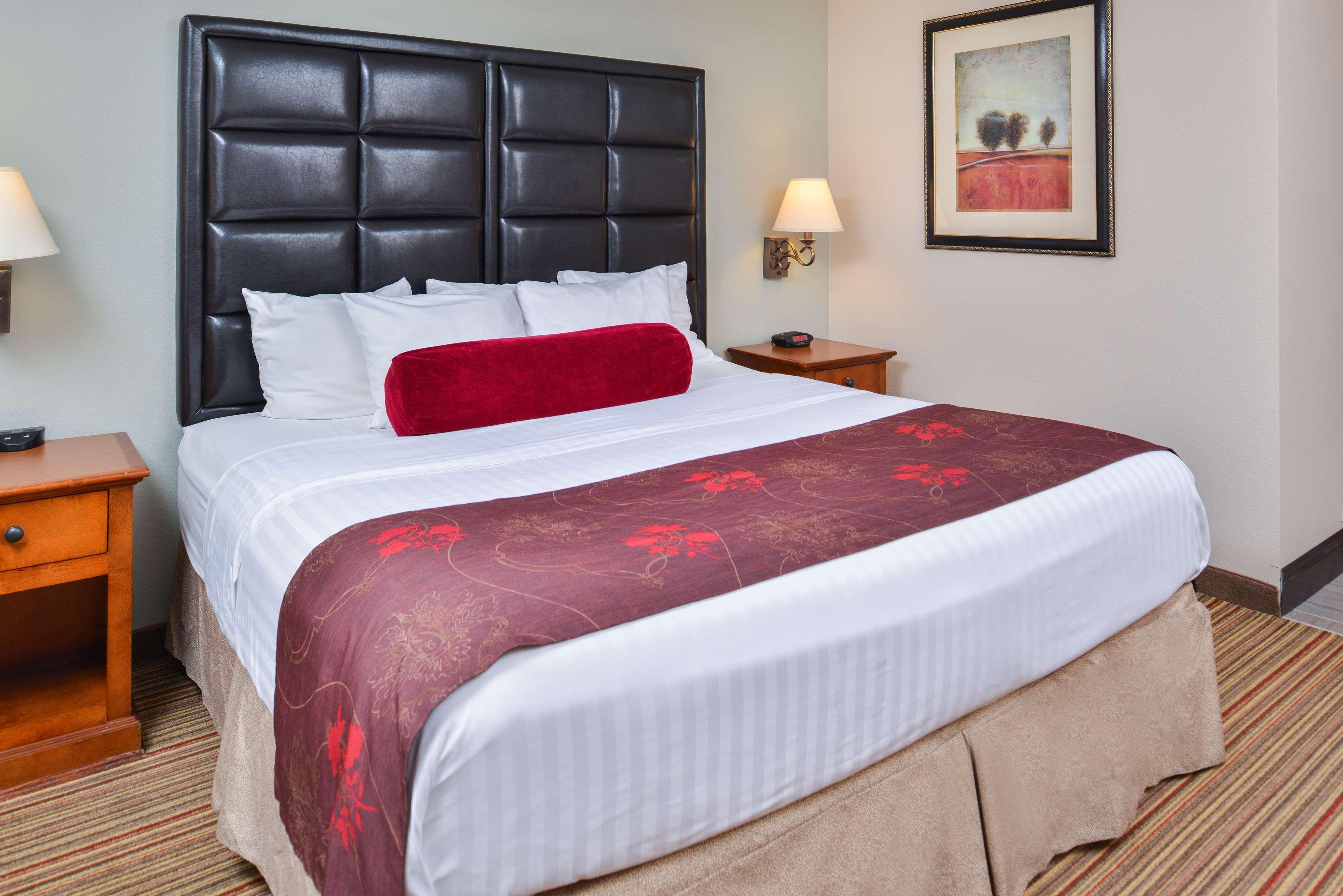 Best Western Plus Rama Inn Редмънд Екстериор снимка