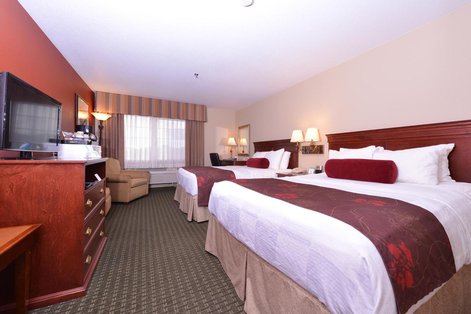 Best Western Plus Rama Inn Редмънд Стая снимка