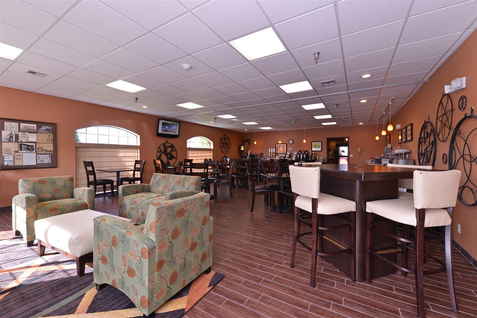 Best Western Plus Rama Inn Редмънд Екстериор снимка